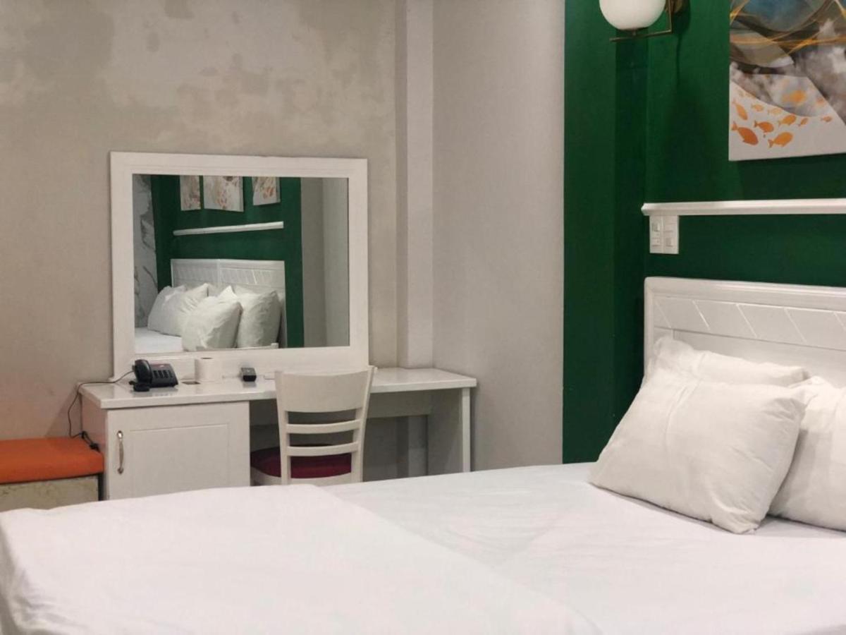 Elly Hotel Ho Chi Minh City